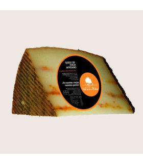 Queso de Oveja Artesano Curado con Pimentón Valle de los Molinos | Queso Manchego Gourmet | Iberian Market